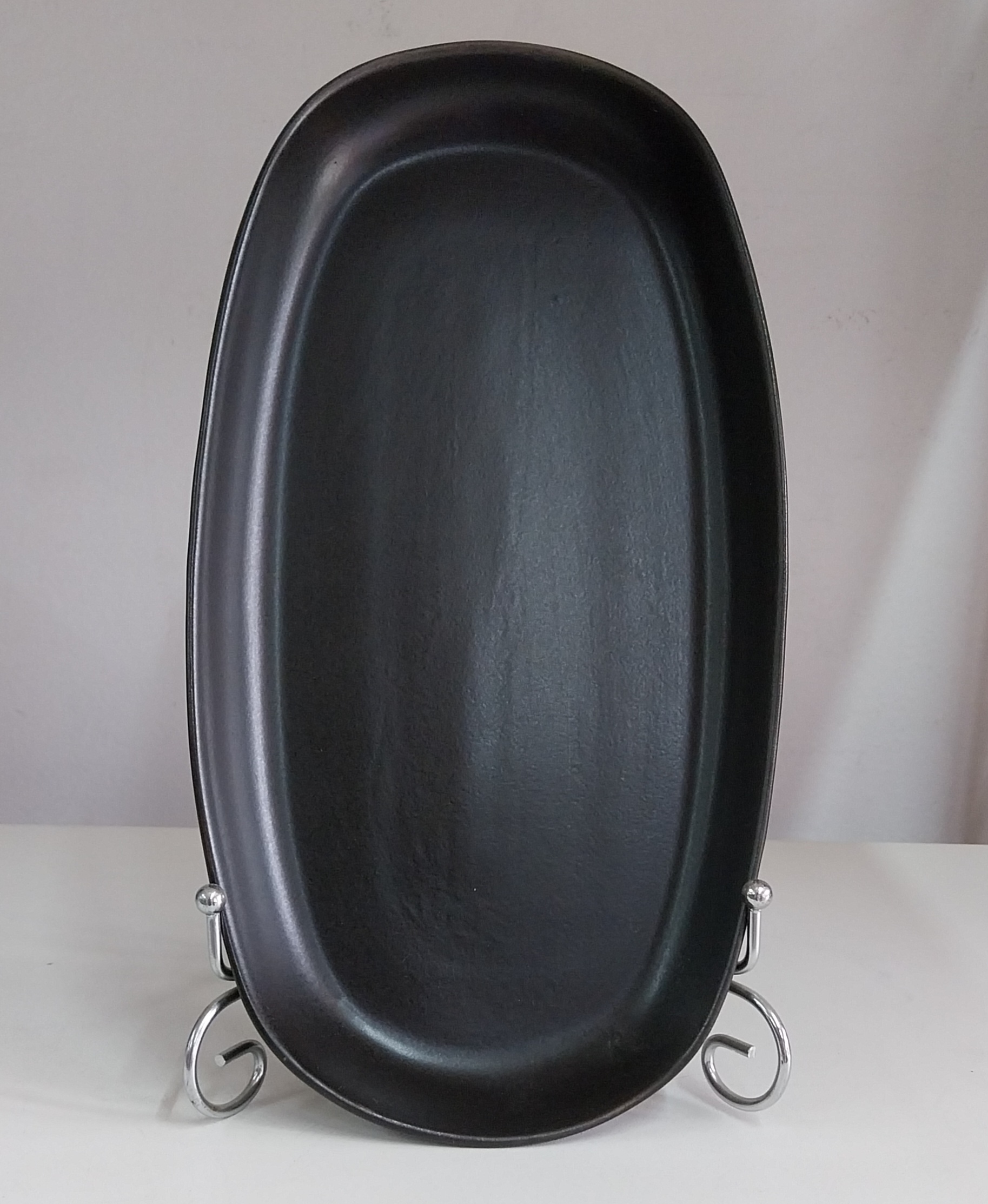 Oval Black Organic 29x17 cm (Model 64257)